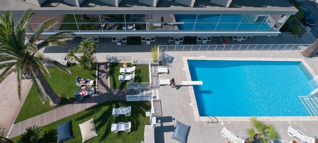 Hotel Eden ألبا أدرياتيكا المظهر الخارجي الصورة