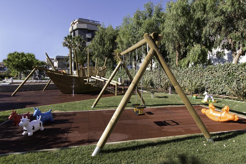 Hotel Eden ألبا أدرياتيكا المظهر الخارجي الصورة