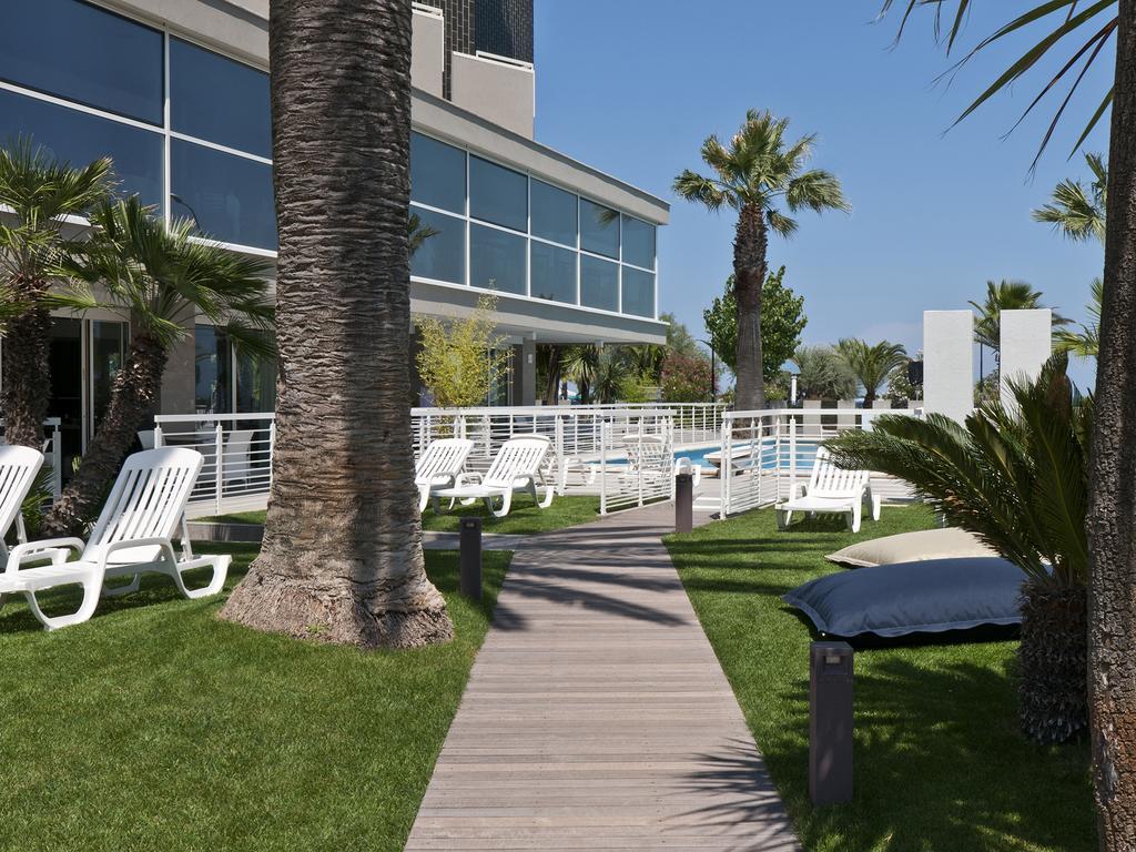 Hotel Eden ألبا أدرياتيكا المظهر الخارجي الصورة