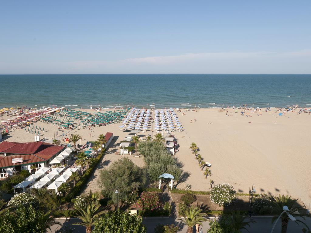 Hotel Eden ألبا أدرياتيكا المظهر الخارجي الصورة