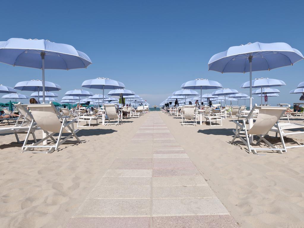 Hotel Eden ألبا أدرياتيكا المظهر الخارجي الصورة