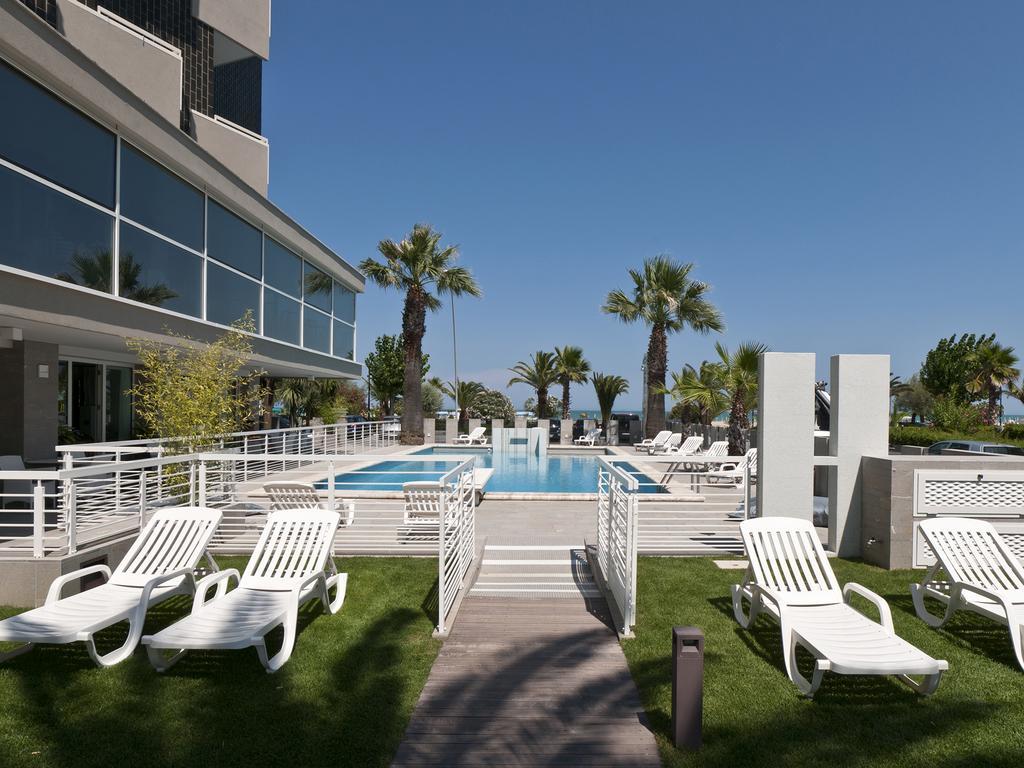 Hotel Eden ألبا أدرياتيكا المظهر الخارجي الصورة